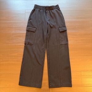 Old Navy Women’s High-Waisted SoComfy Cargo Wide-Leg Sweatpants